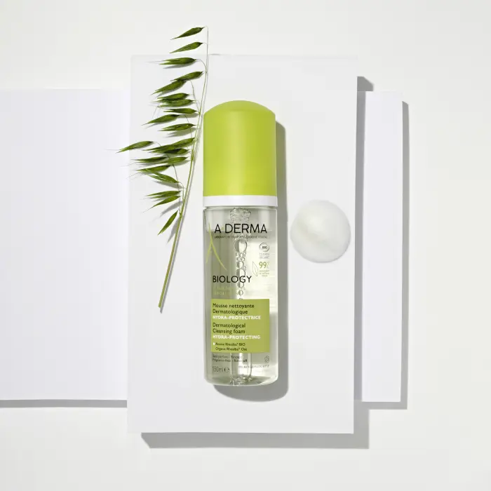 A-Derma Biology – Mousse Nettoyante Dermatologique Bio (150 ml) – Image 3