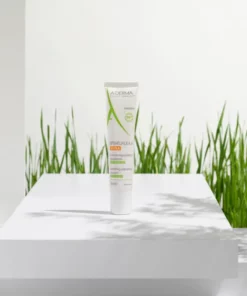 Alternative view of A-DERMA EPITHELIALE A.H ULTRA – Crème Anti-Marques (40 ml)