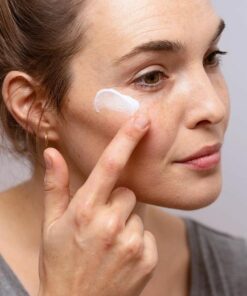 Alternative view of SVR — Topialyse Palpébral Crème Paupières Irritées 15 ml