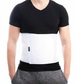 Ceinture Orthomed portée pour maintien abdominal post-opératoire