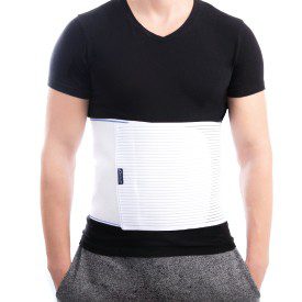 Ceinture Orthomed portée pour maintien abdominal post-opératoire