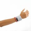 Orthomed protège-poignet porté — maintien léger du poignet